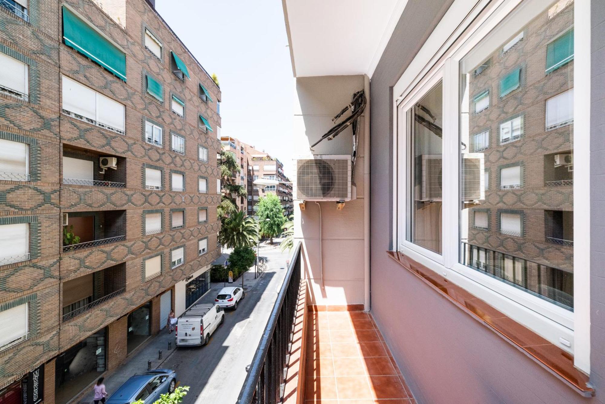 Wekey Homes Centrico Y Familiar, Parking Incluido Granada Exterior photo